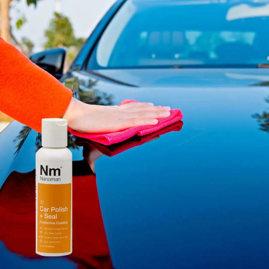 Polishing a car with the Car Polish and Sealant Kit